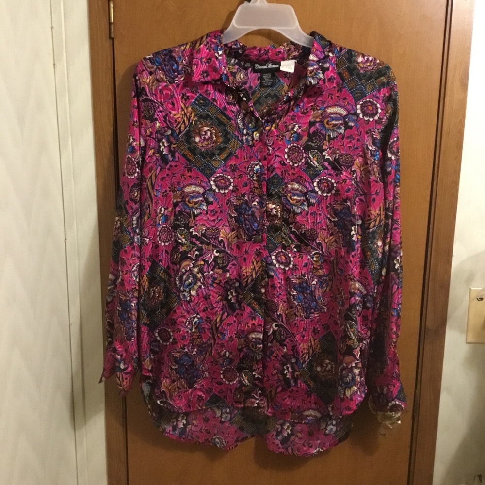 Women’s Pink Floral Button-Front Long Sleeve Blouse 16W